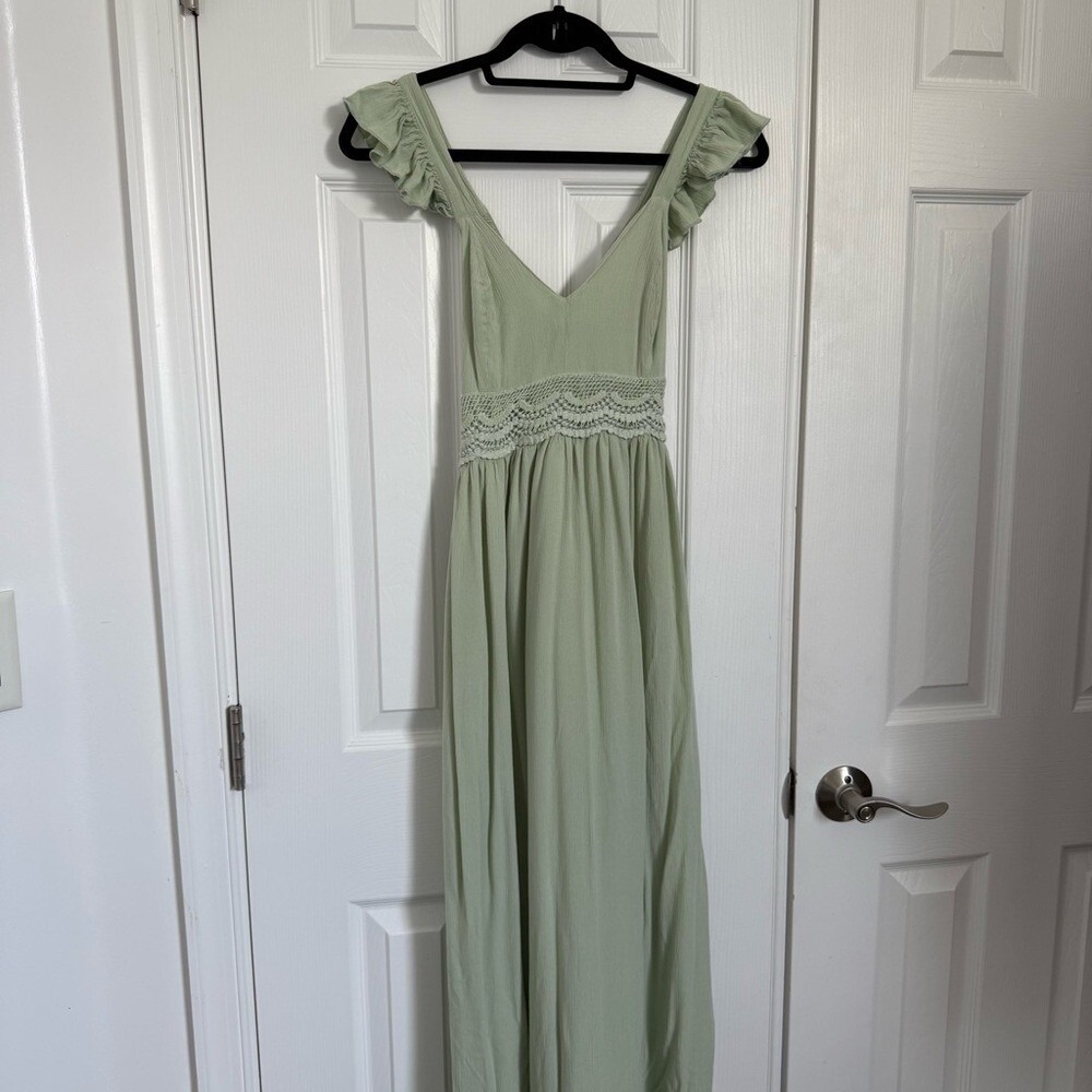 Japna Sage Green Sleeveless Ruffle Smocked‎ Crocheted Rayon Maxi Dress Small EUC